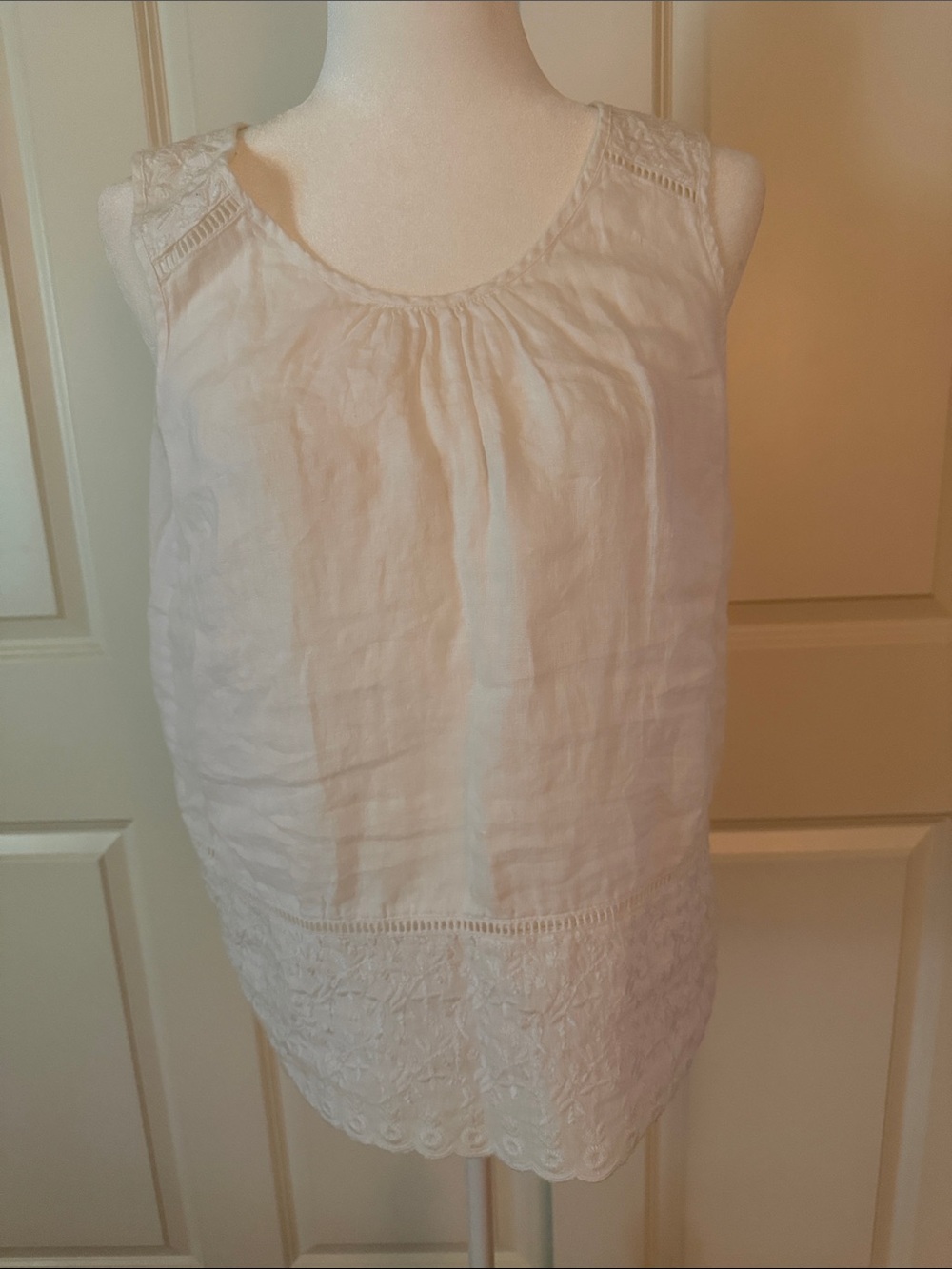 Cynthia Rowley White Sleeveless Embroidered Linen Tank
